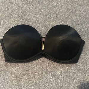 Victoria's Secret Elegant Black strapless bra